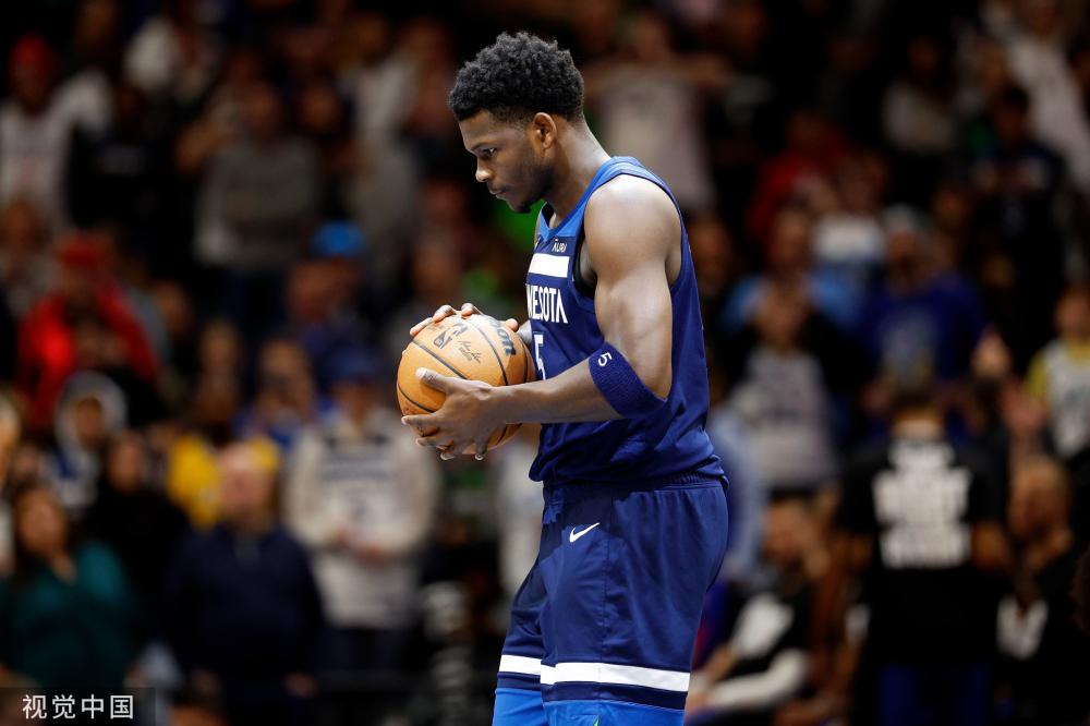 1岁的年轻 1岁的年轻